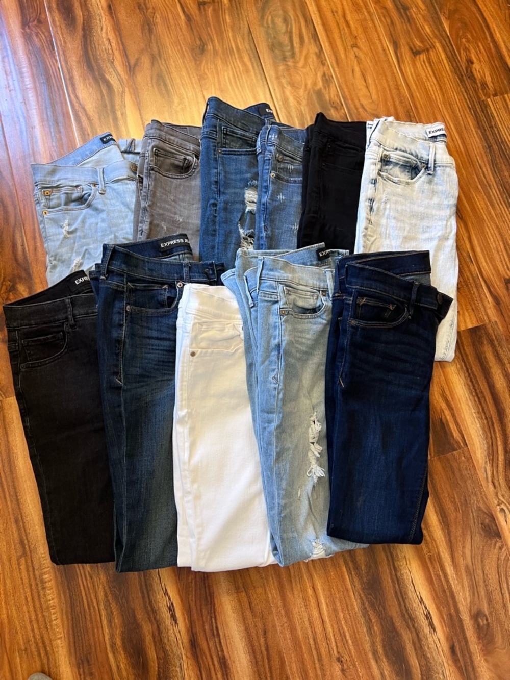 11 Express Women’s Mixed Style Jeans Collection — Multiple Colors - 6 Regular-